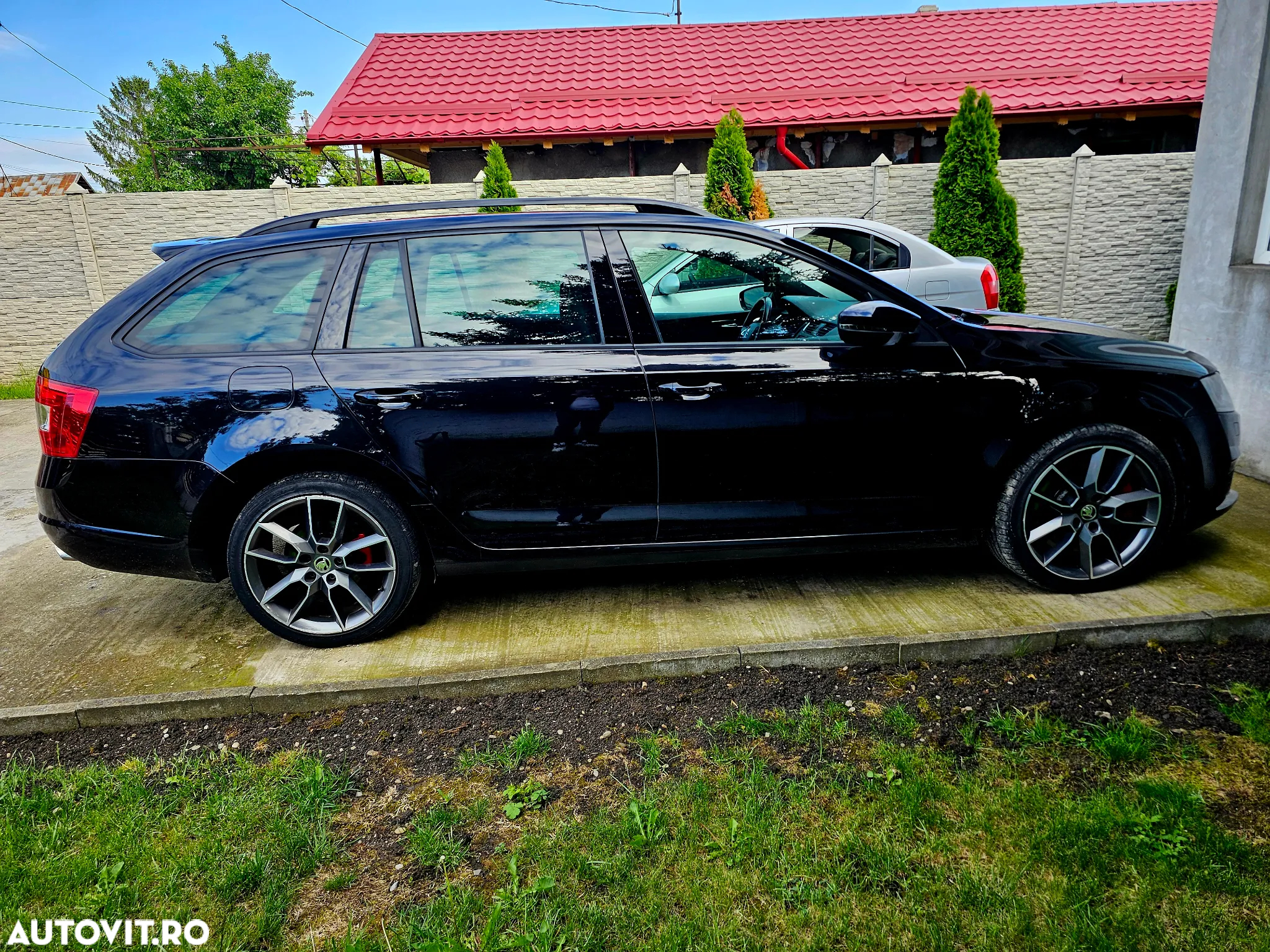 Skoda Octavia 2.0 TDI RS DSG - 6