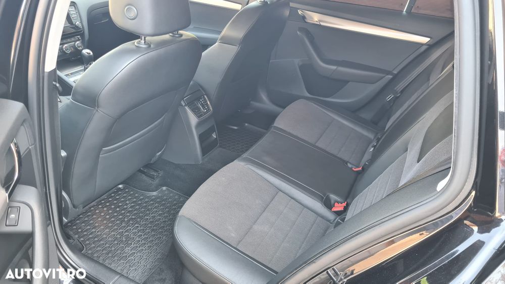 Skoda Octavia 2.0 TDI ELEGANCE - 17