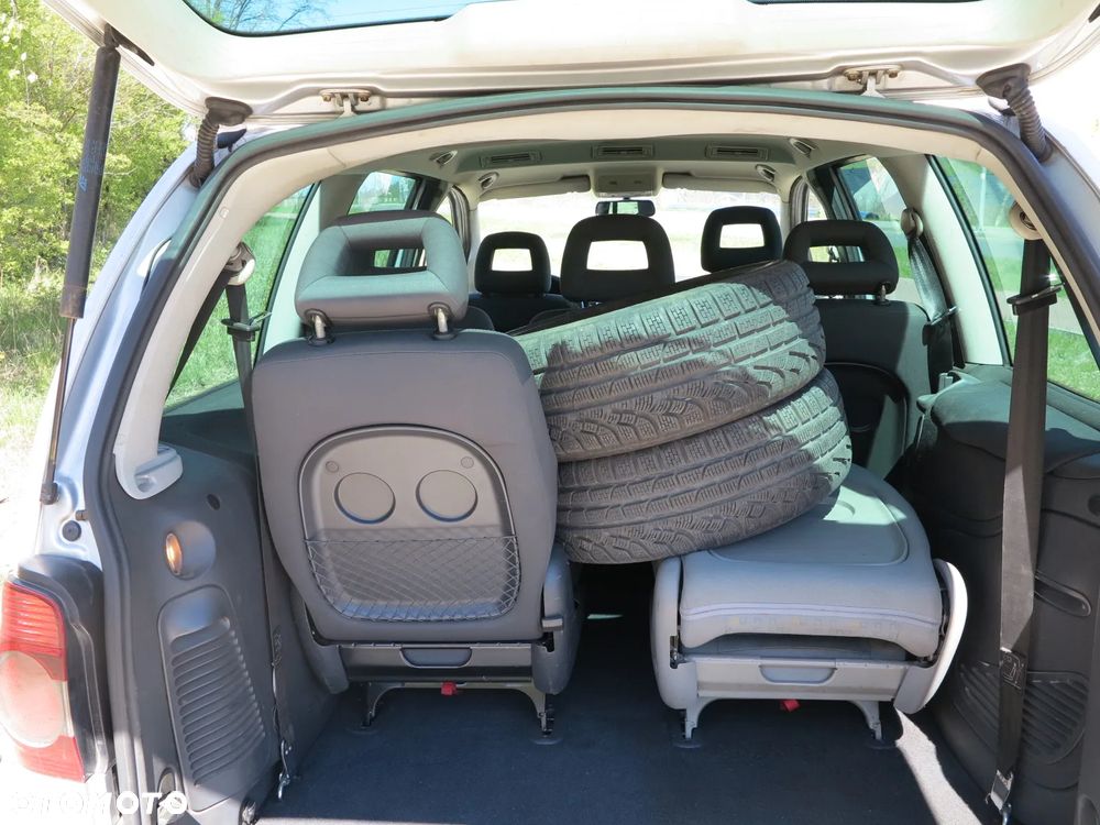 Volkswagen Sharan 2.0 TDI Exclusive Edition - 9