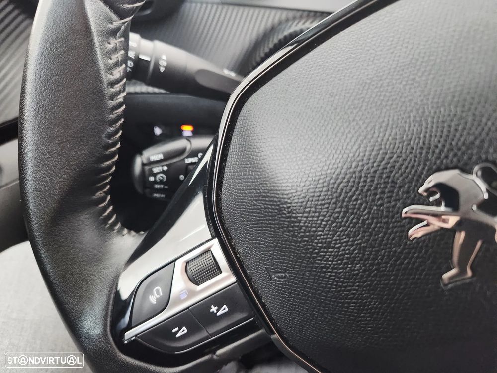 Peugeot 2008 BlueHDi 110 Active - 33