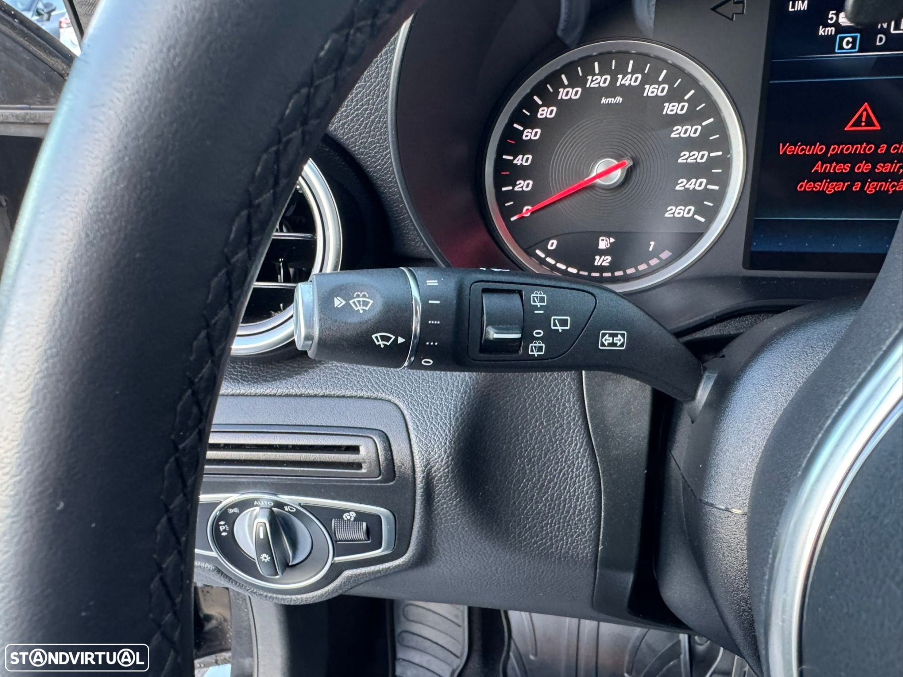Mercedes-Benz GLC 300 de 4Matic - 21