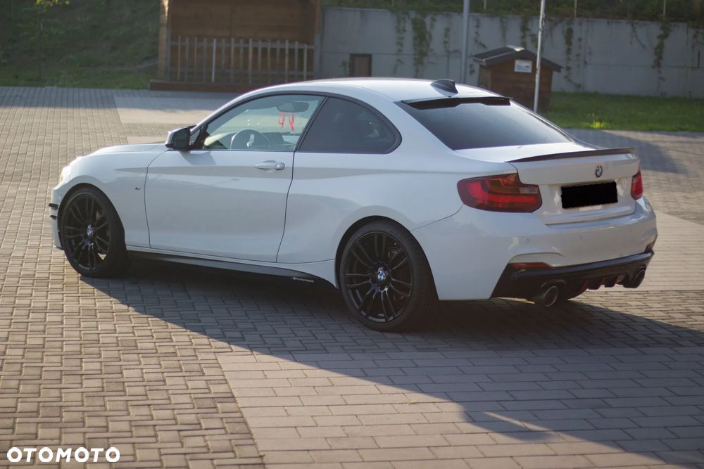 BMW Seria 2 220d Modern Line - 4