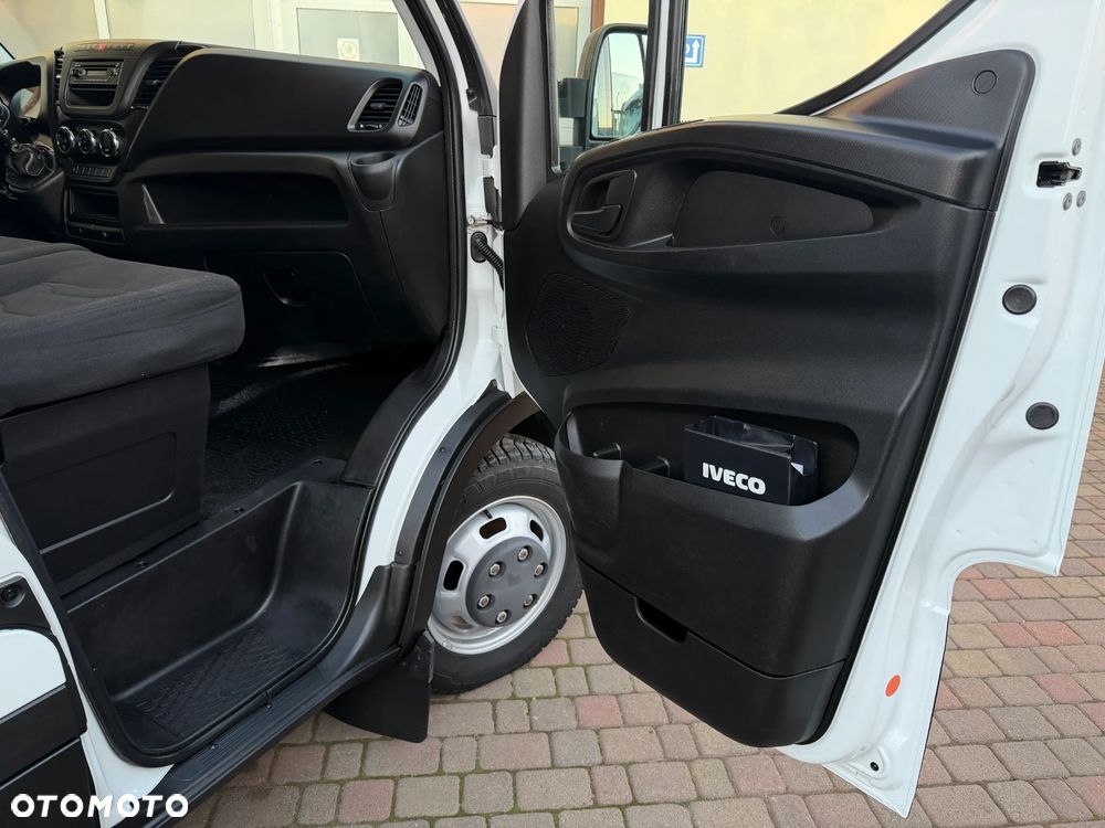 Iveco Daily L4H2 Bliźniaki - 24
