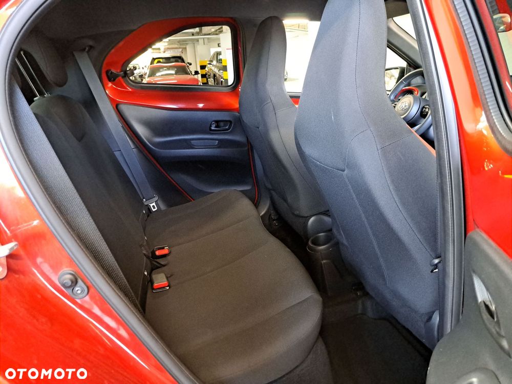 Toyota Aygo X 1.0 VVT-i Style CVT - 15