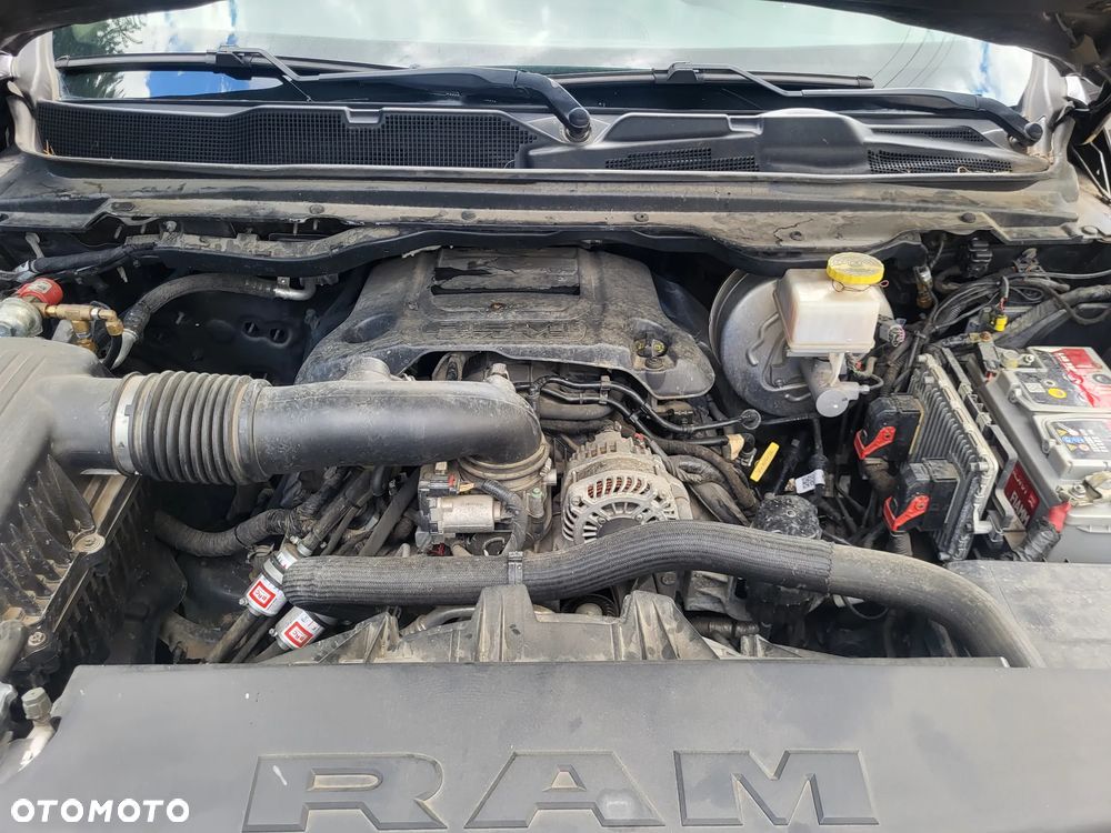 RAM 1500 Quad Cab Longbed Bighorn - 14