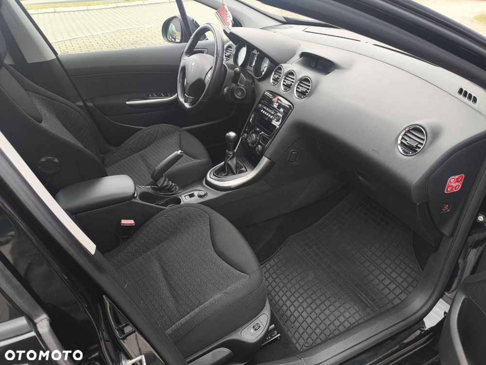 Peugeot 308 120 VTi Premium - 8