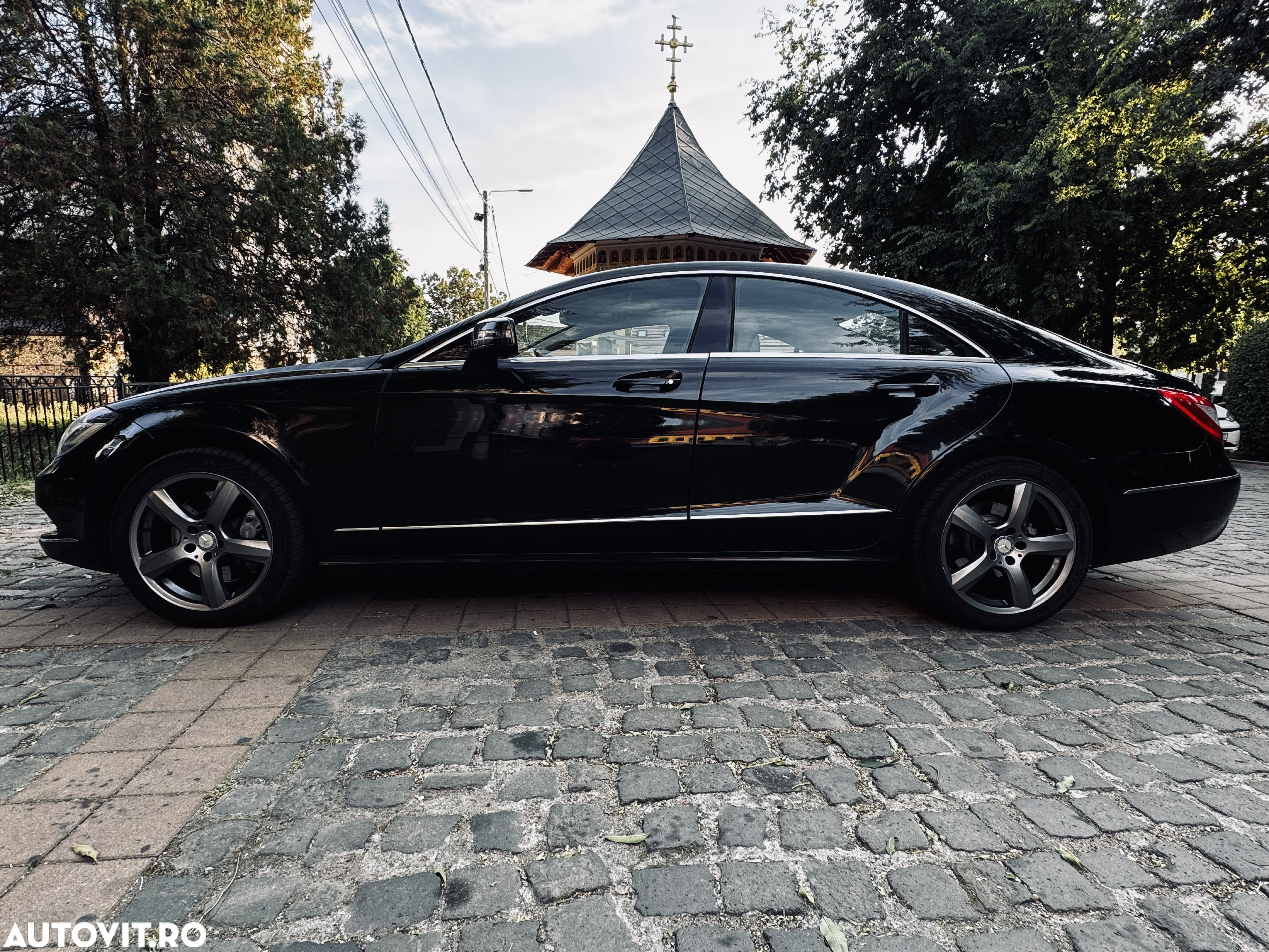 Mercedes-Benz CLS 350 CDI 4Matic 7G-TRONIC - 24