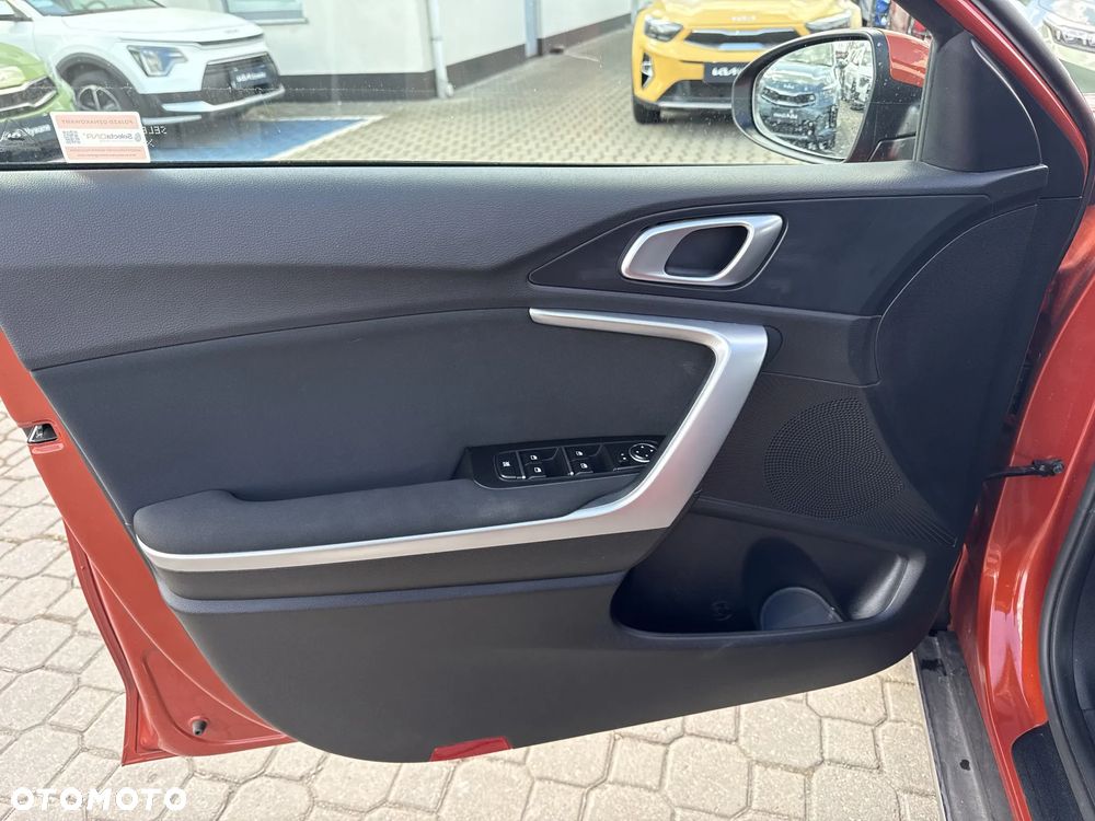 Kia XCeed 1.5 T-GDI M - 11