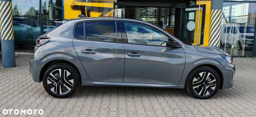 Peugeot 208 - 5