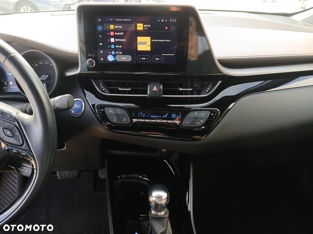 Toyota C-HR 2.0 Hybrid Executive - 31