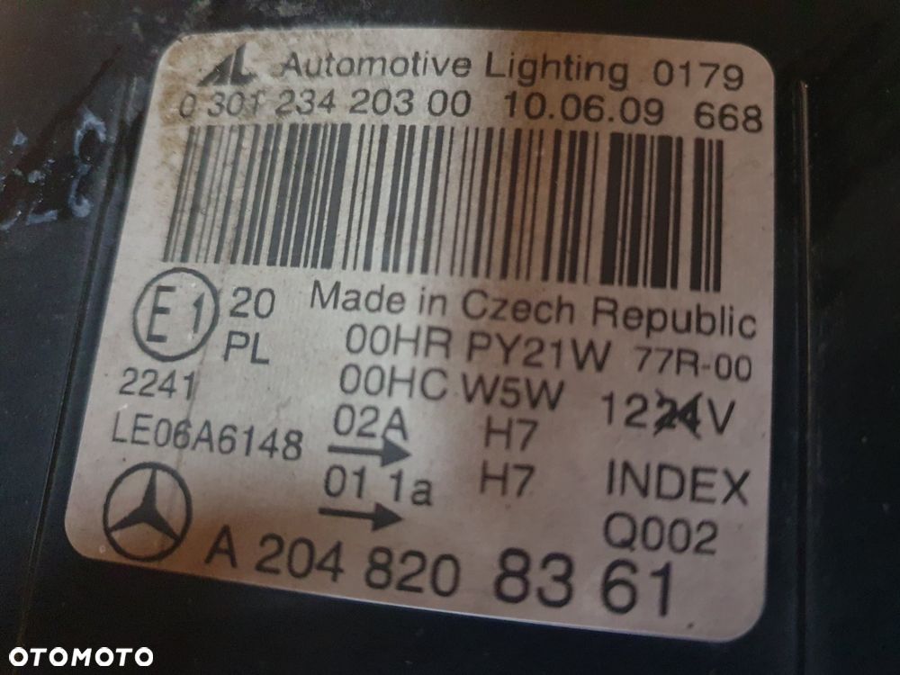 REFLEKTOR L/P MERCEDES C-KLASA W204 SOCZEWKA H7 - 9