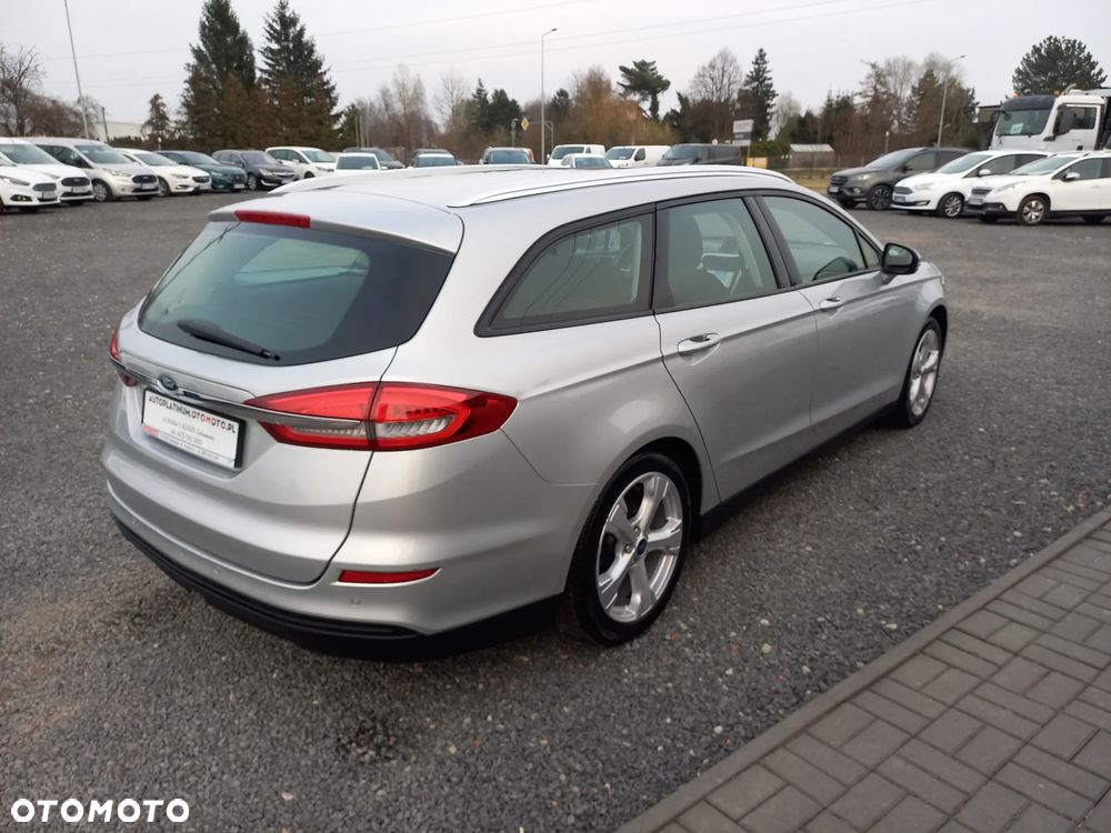 Ford Mondeo 2.0 TDCi Titanium PowerShift - 6