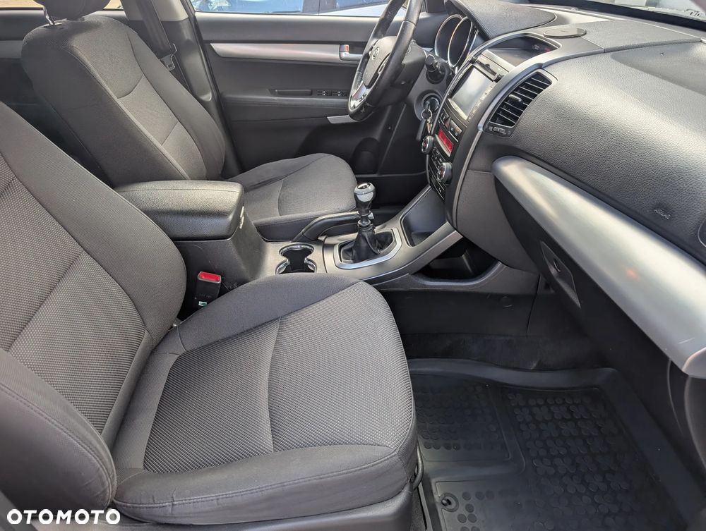 Kia Sorento 2.0 CRDI M - 22