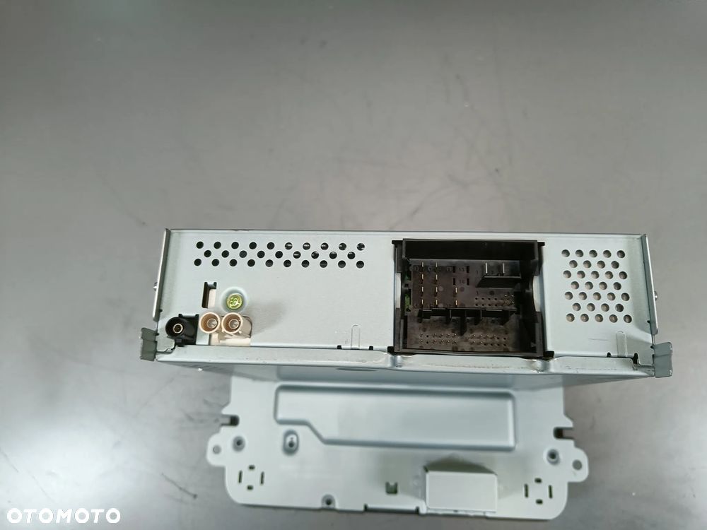 Radio VW Beetle Tiguan Golf Caddy 1K8035150B - 9