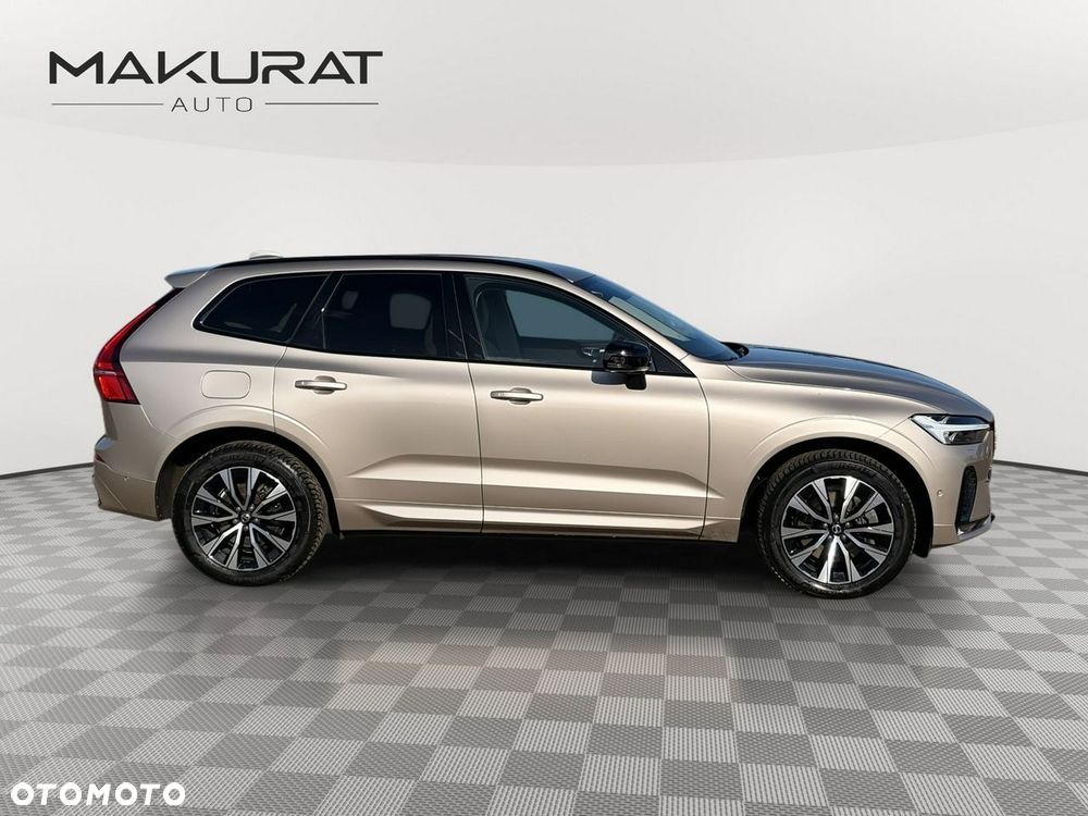 Volvo XC 60 B4 D AWD Plus Dark - 9