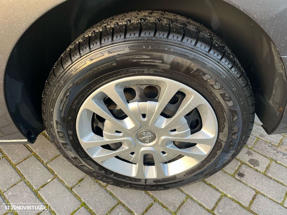 Peugeot Expert 1.5 BlueHDi L2H1 Semi-Vidrado - 17