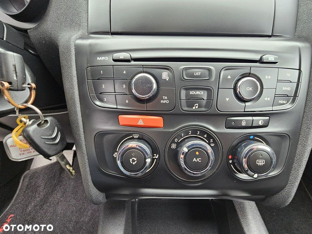Citroën C4 VTi 95 Attraction - 22
