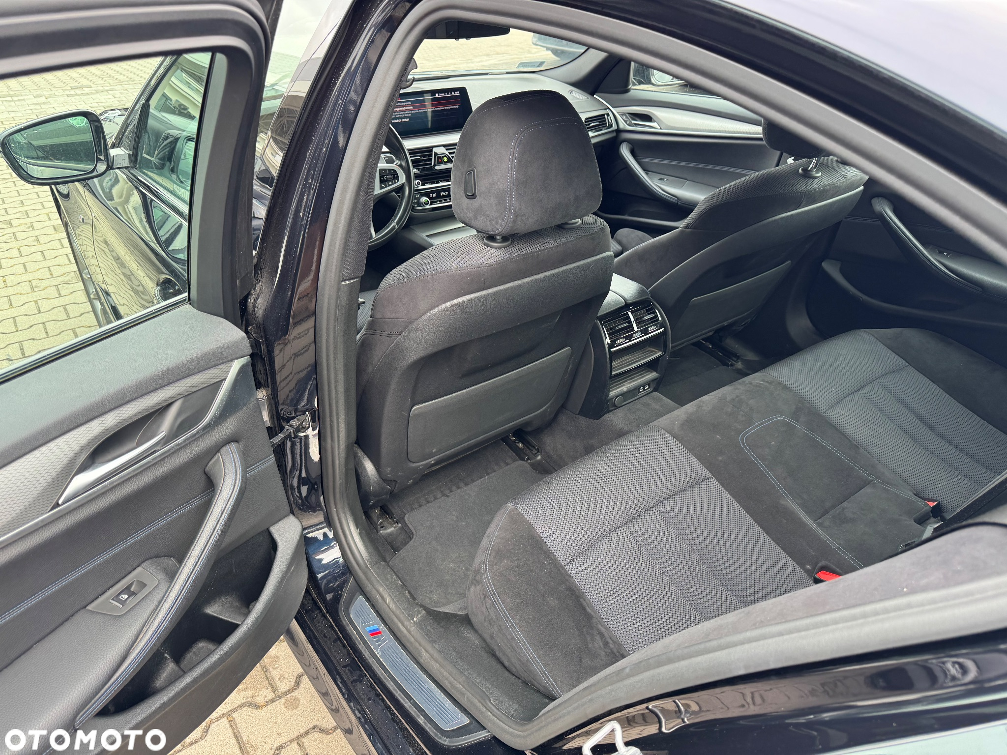 BMW Seria 5 520d xDrive M Sport sport - 20
