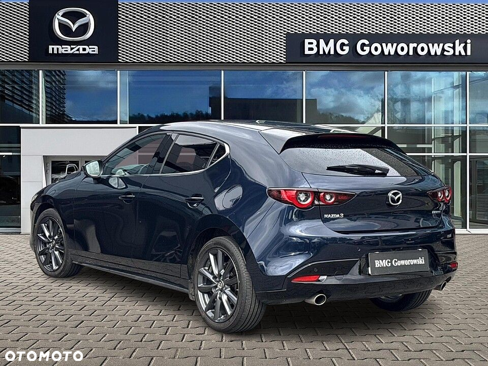 Mazda 3 - 4