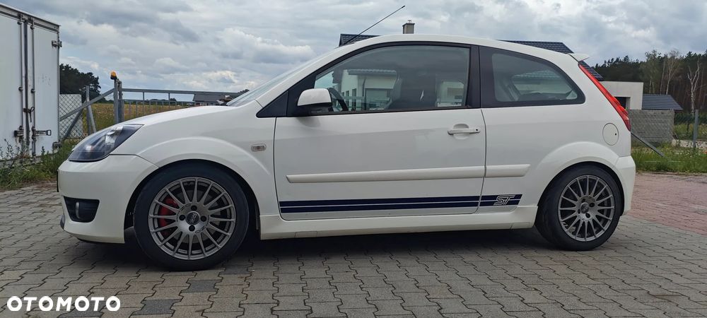 Ford Fiesta - 6