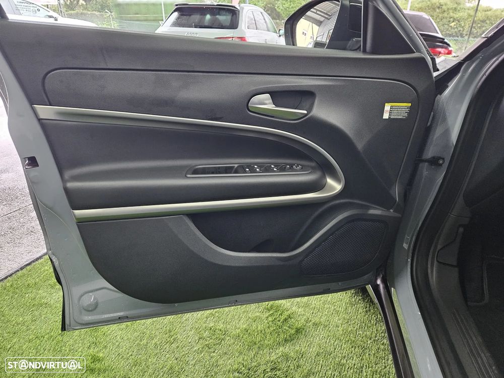 Jeep Avenger 1.2 GSE T3 Altitude - 12