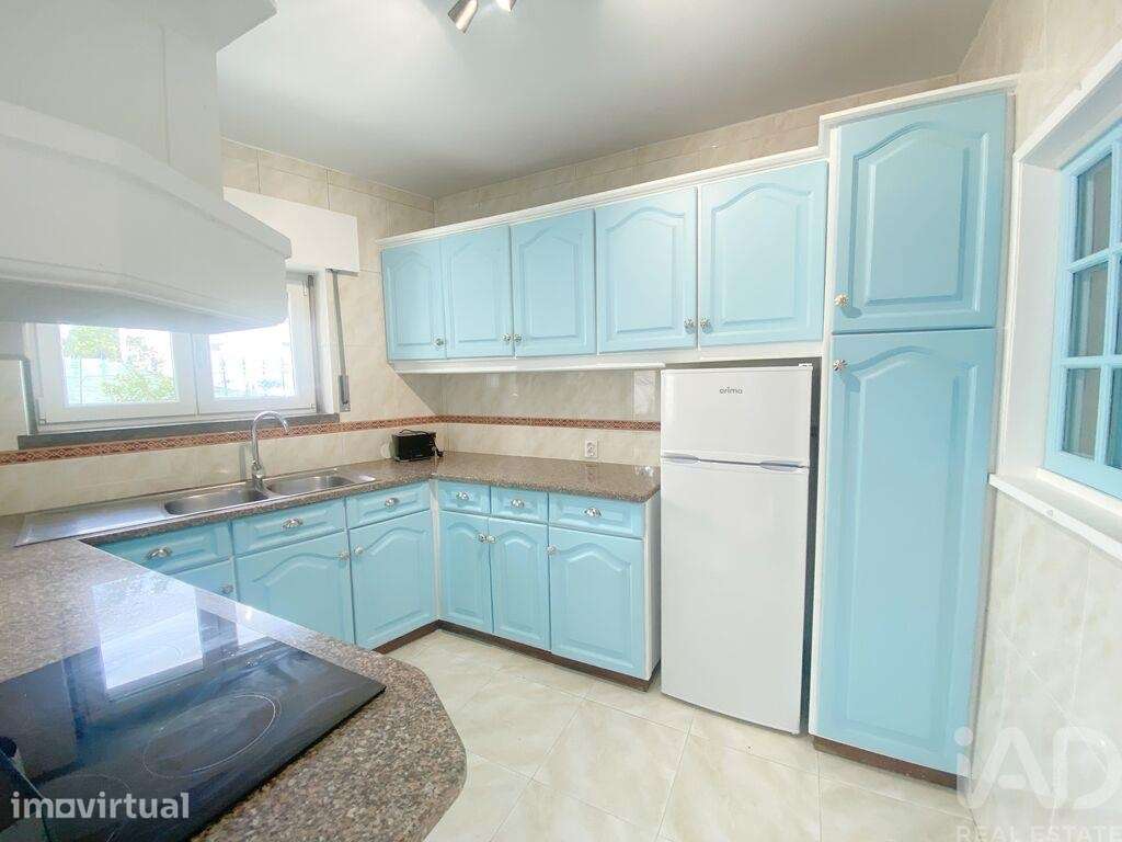 Casa / Villa T2 em São Domingos de Rana de 120 m2 - Grande imagem: 3/26