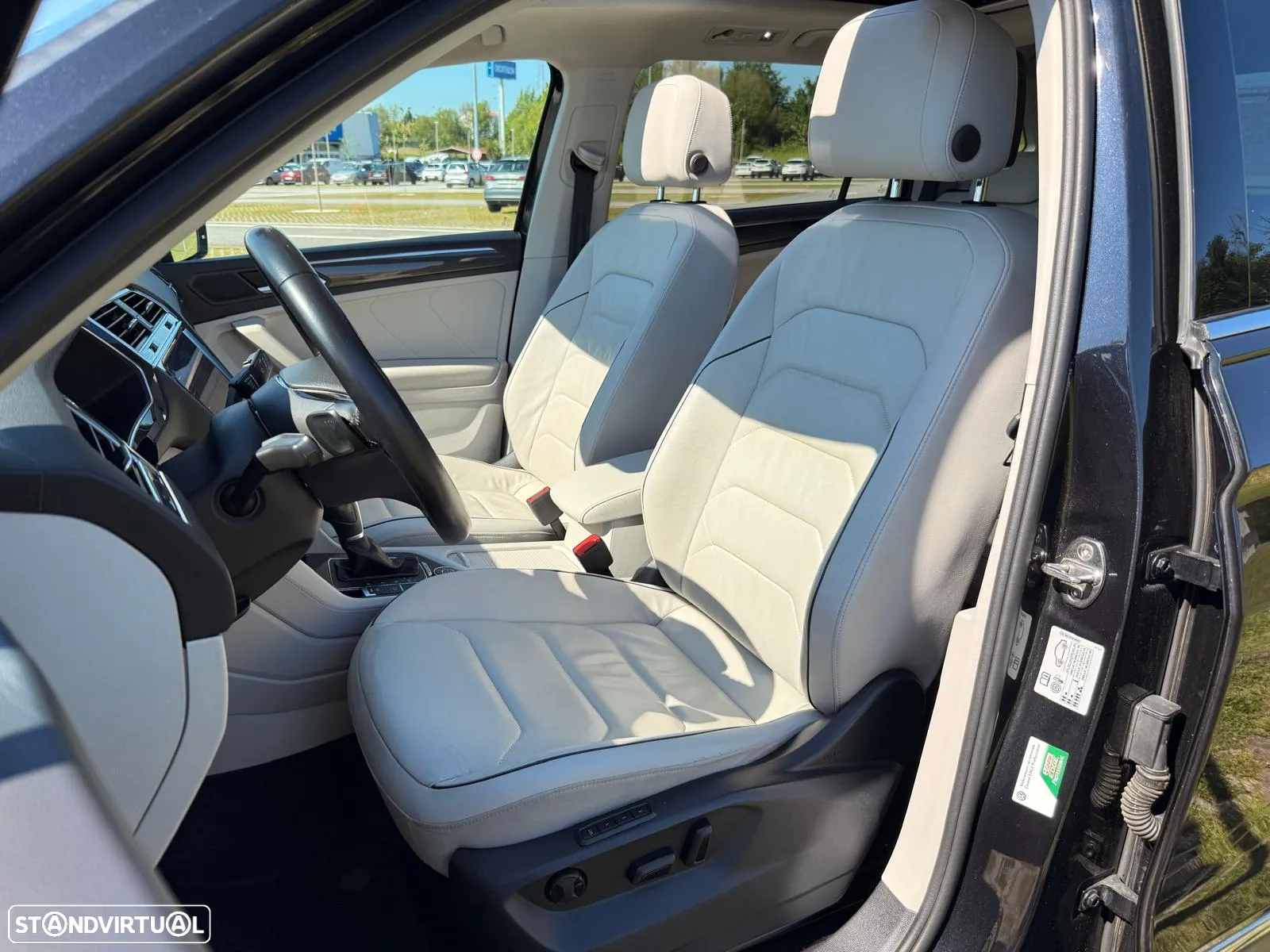 VW Tiguan Allspace 2.0 TDI High.DSG 4Motion - 26