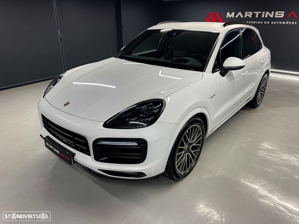Porsche Cayenne E-Hybrid - 6