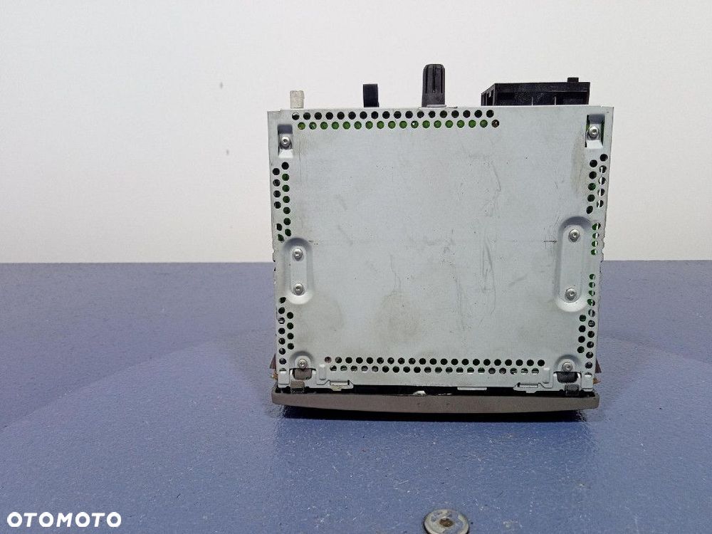 RENAULT KANGOO II RADIO FABRYCZNE CD 281150042R - 4