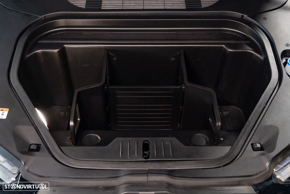 Ford Mustang Mach-E Premium AWD - 28