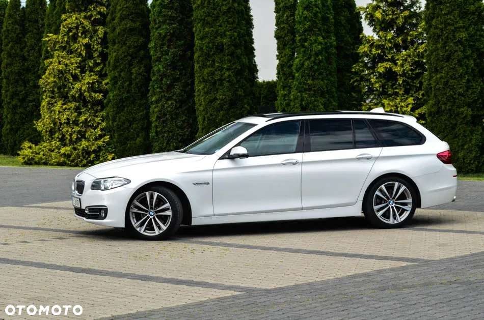 BMW Seria 5 520d Touring Luxury Line - 11