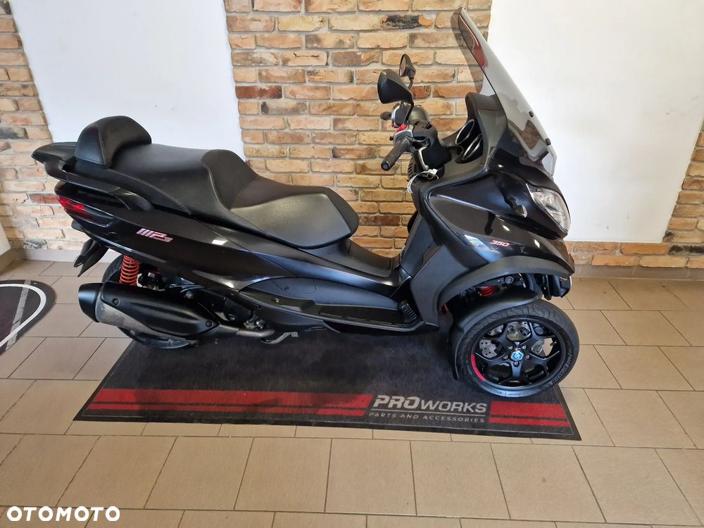 Piaggio MP-3 - 3