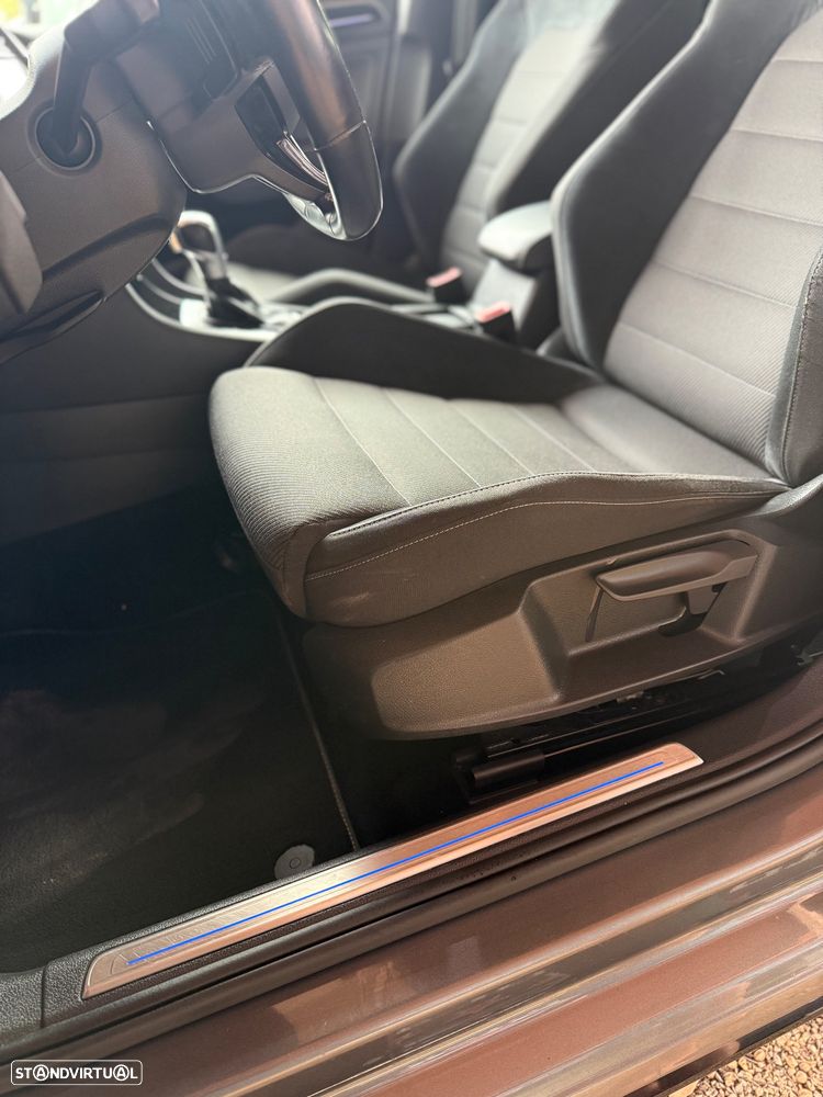VW Golf R 4Motion BlueMotion DSG - 14
