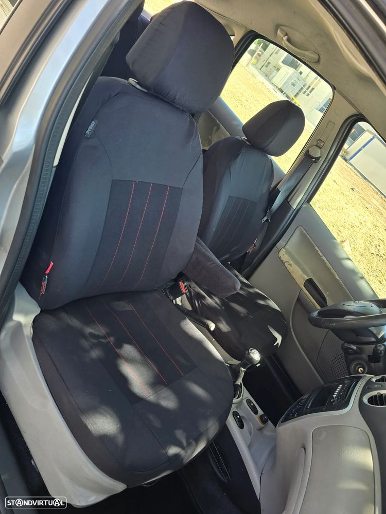 Citroën C3 1.1 Exclusive - 26