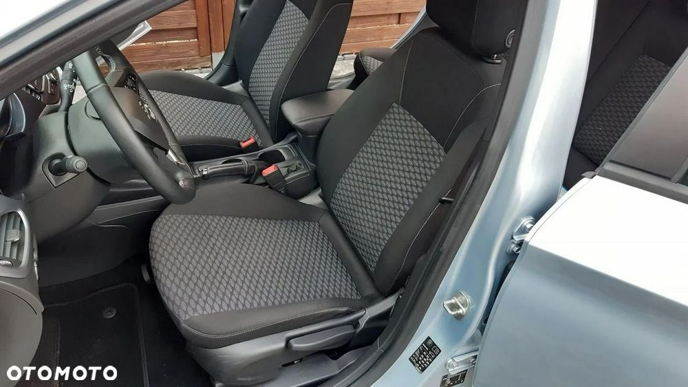 Opel Astra 1.4 Turbo Edition - 23