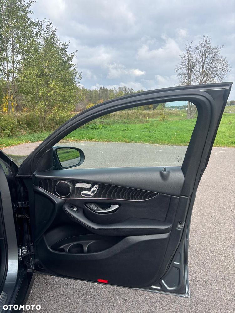Mercedes-Benz GLC 250 4-Matic - 26