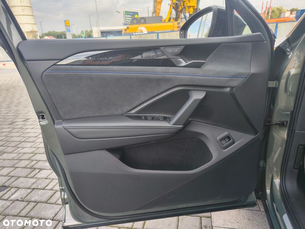 Volkswagen Tayron 2.0 TDI SCR 4Mot Elegance DSG - 41
