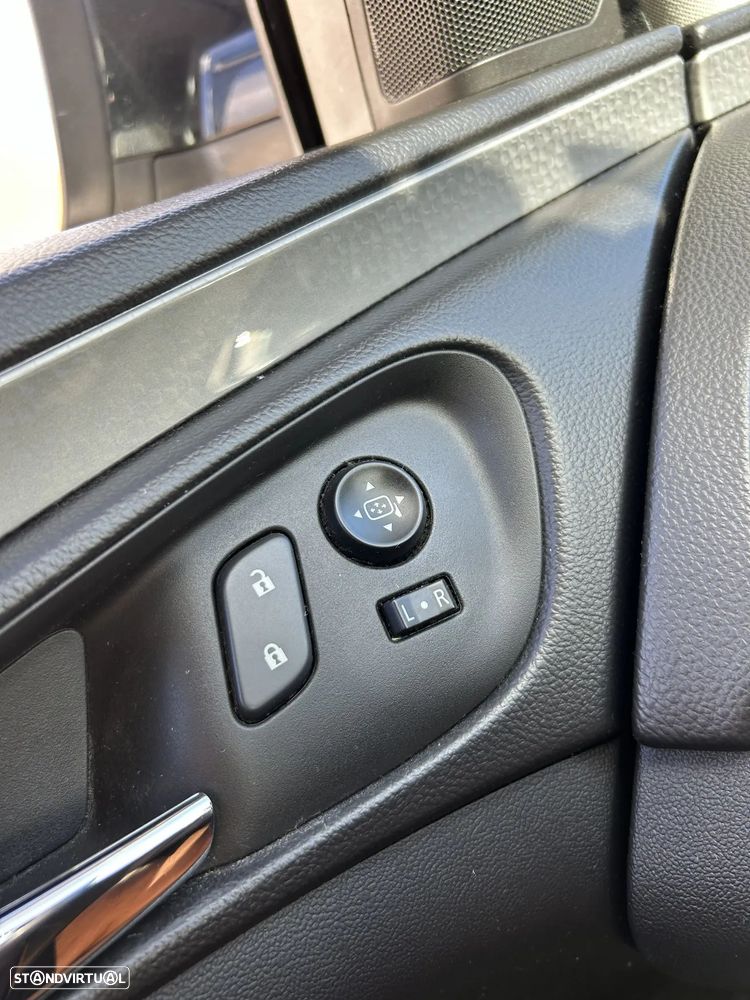 Opel Insignia Sports Tourer 2.0 CDTi Cosmo S/S - 21