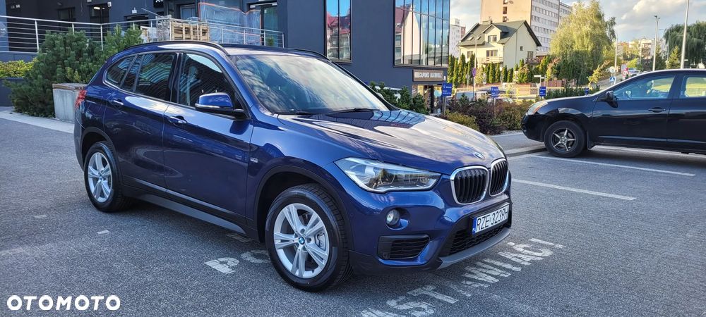 BMW X1 sDrive18d xLine - 35