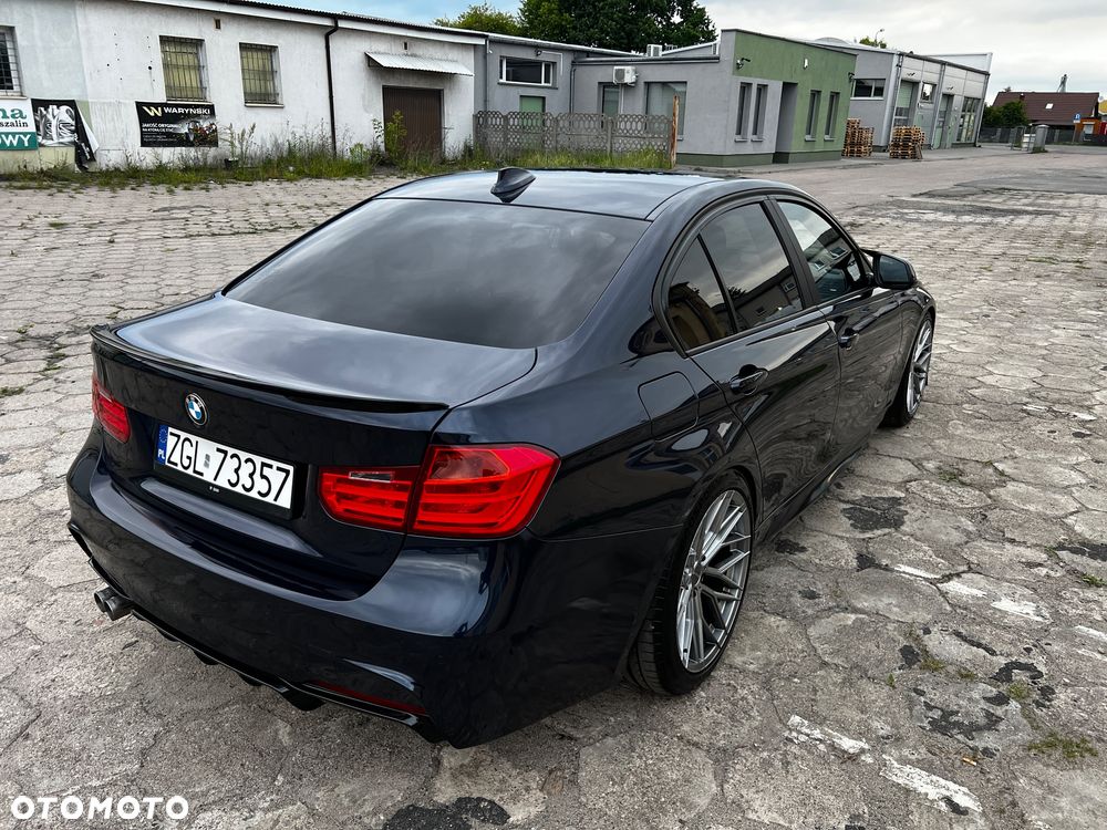 BMW Seria 3 320d - 4