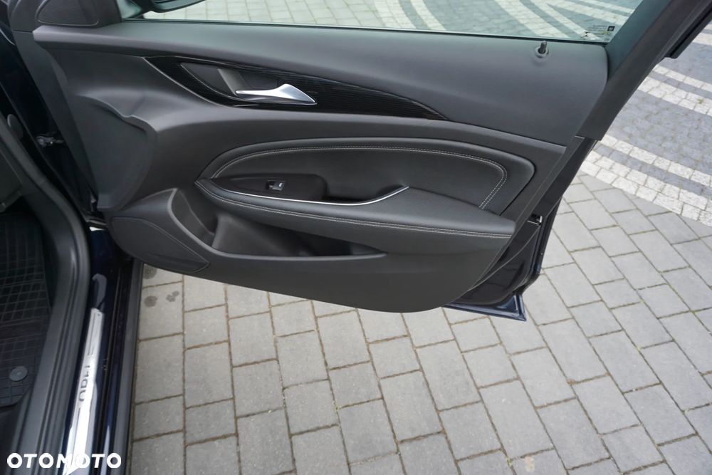 Opel Insignia 1.6 T Innovation S&S - 15