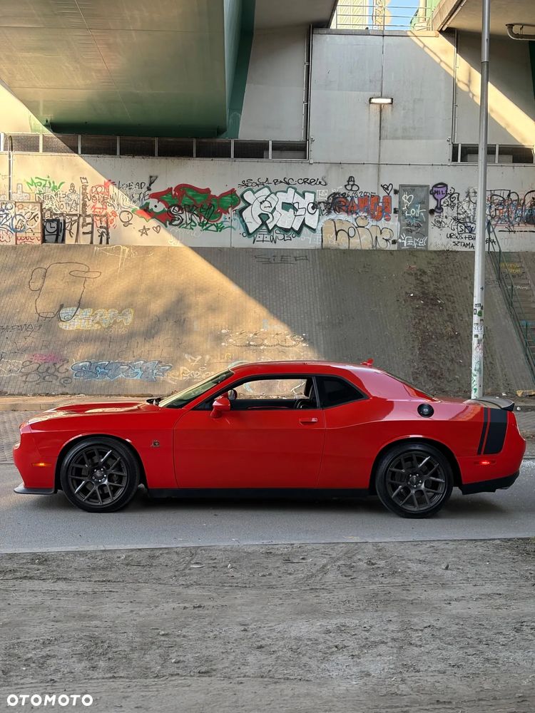 Dodge Challenger 6.4 Scat Pack - 7