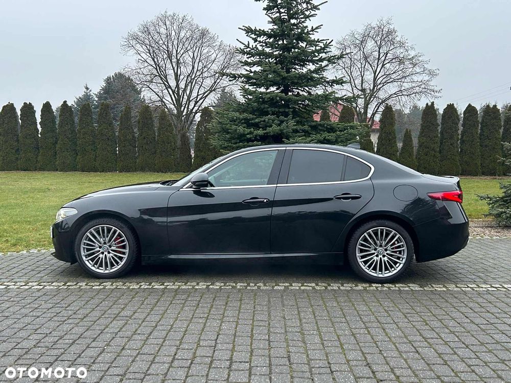 Alfa Romeo Giulia - 13