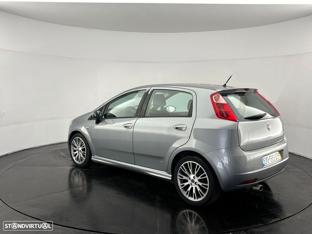 Fiat Grande Punto - 3