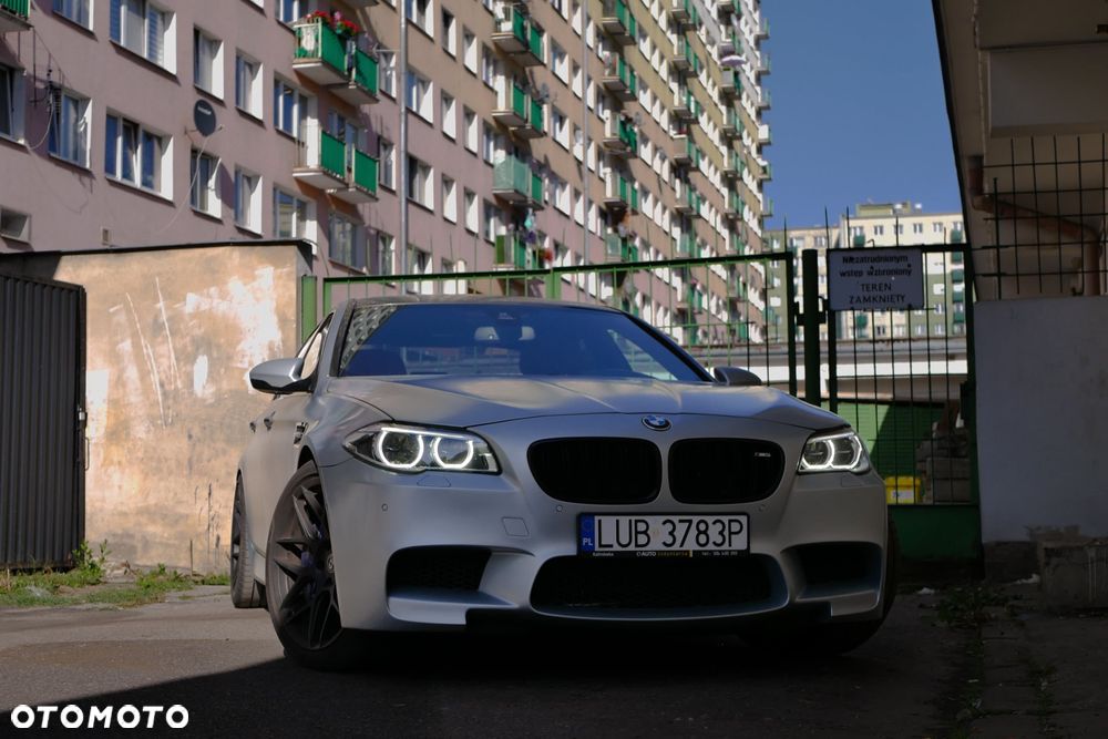 BMW M5 Standard - 24