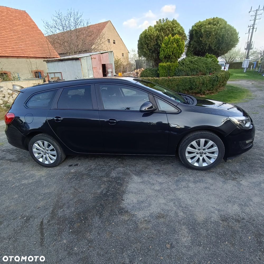 Opel Astra - 4