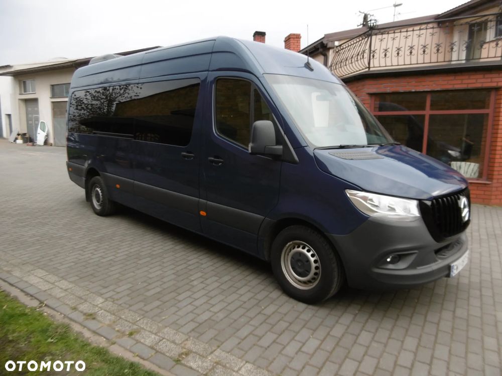 Mercedes-Benz Sprinter Long PRO 907.235 - 1