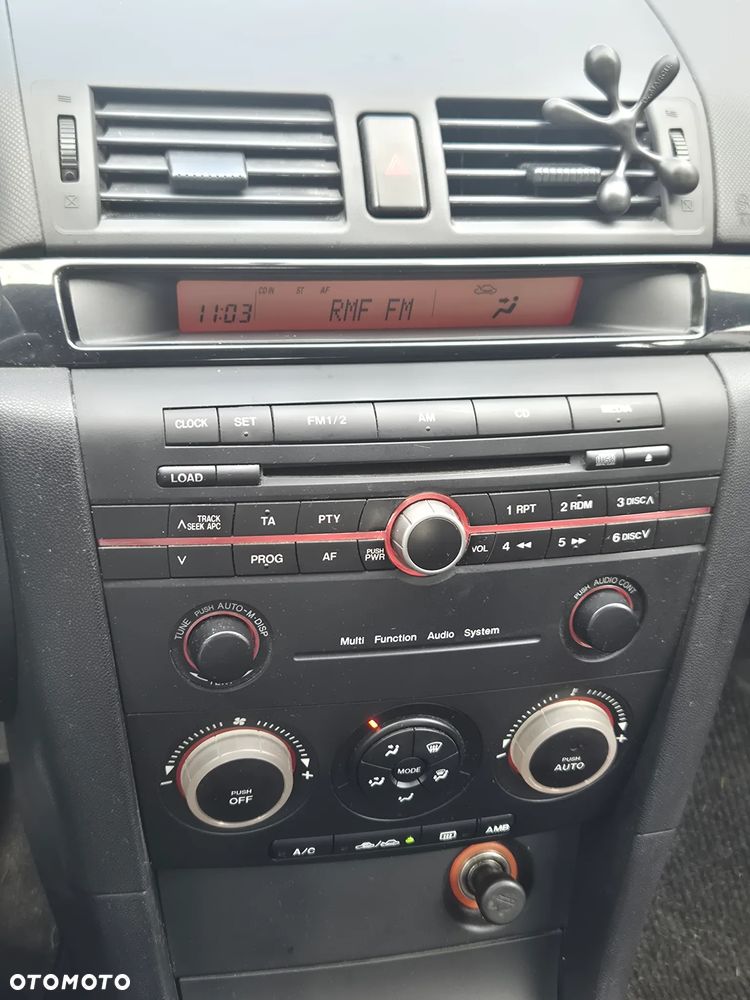 Mazda 3 1.6 16V Exclusive - 17