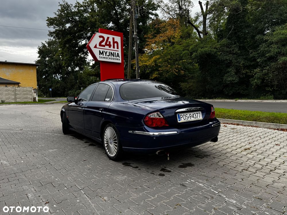 Jaguar S-Type - 7