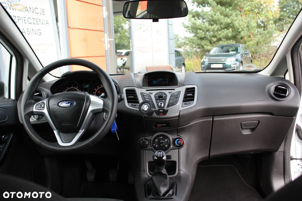 Ford Fiesta 1.25 Trend Edition - 24